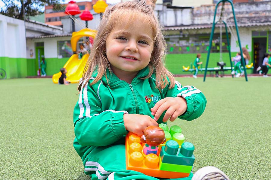 Experimentación y Experimento Lógico en la Primera Infancia Desarrollando Mentes Curiosas